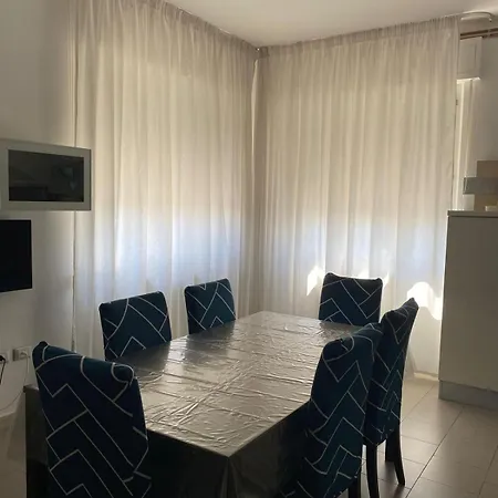 Al Mare Apartman *